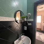 Historical Flat Close To Istiklal Avenue شقة